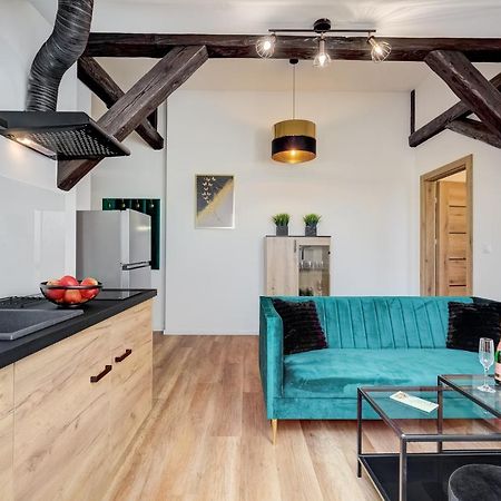 Appartement Przy Deptaku à Nowy Sącz Extérieur photo