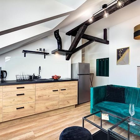 Appartement Przy Deptaku à Nowy Sącz Extérieur photo