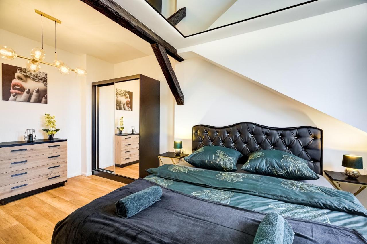 Appartement Przy Deptaku à Nowy Sącz Extérieur photo